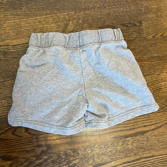 Nike Girl's Shorts - Picture 5 of 5